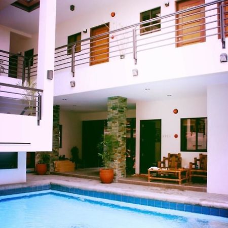 Elyseah Condotel Angeles Esterno foto