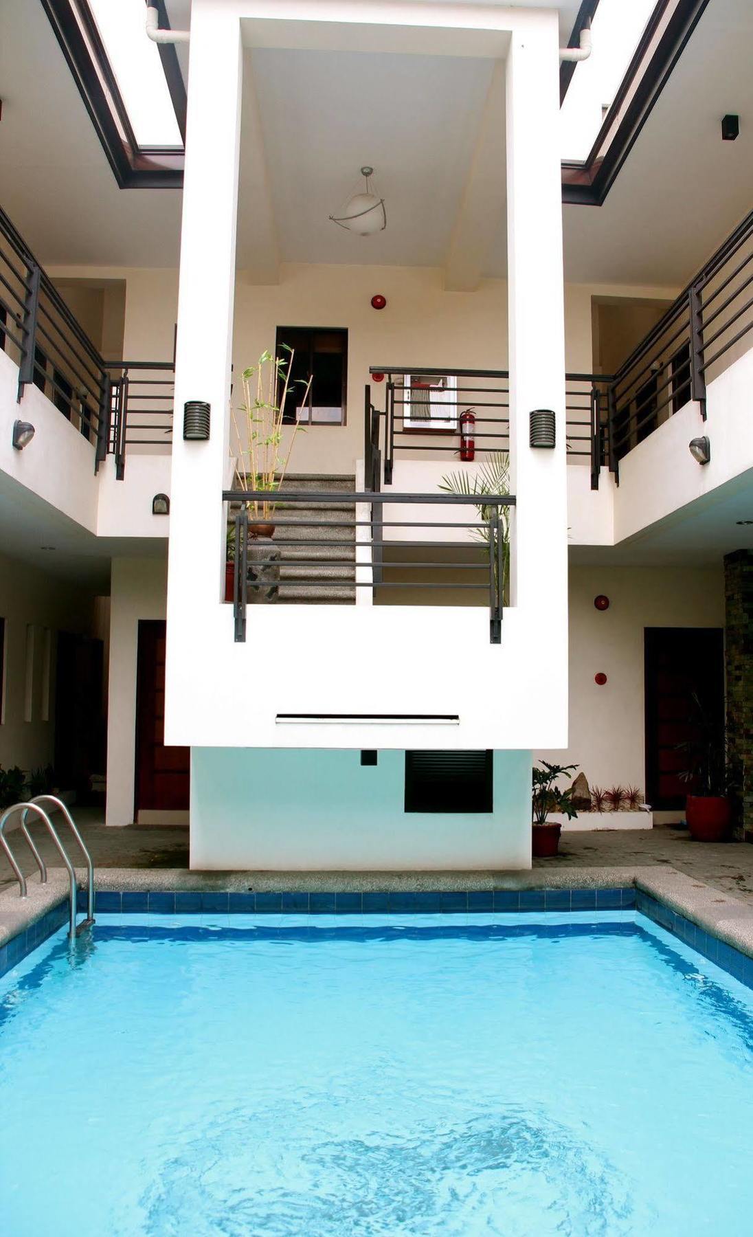 Elyseah Condotel Angeles Esterno foto